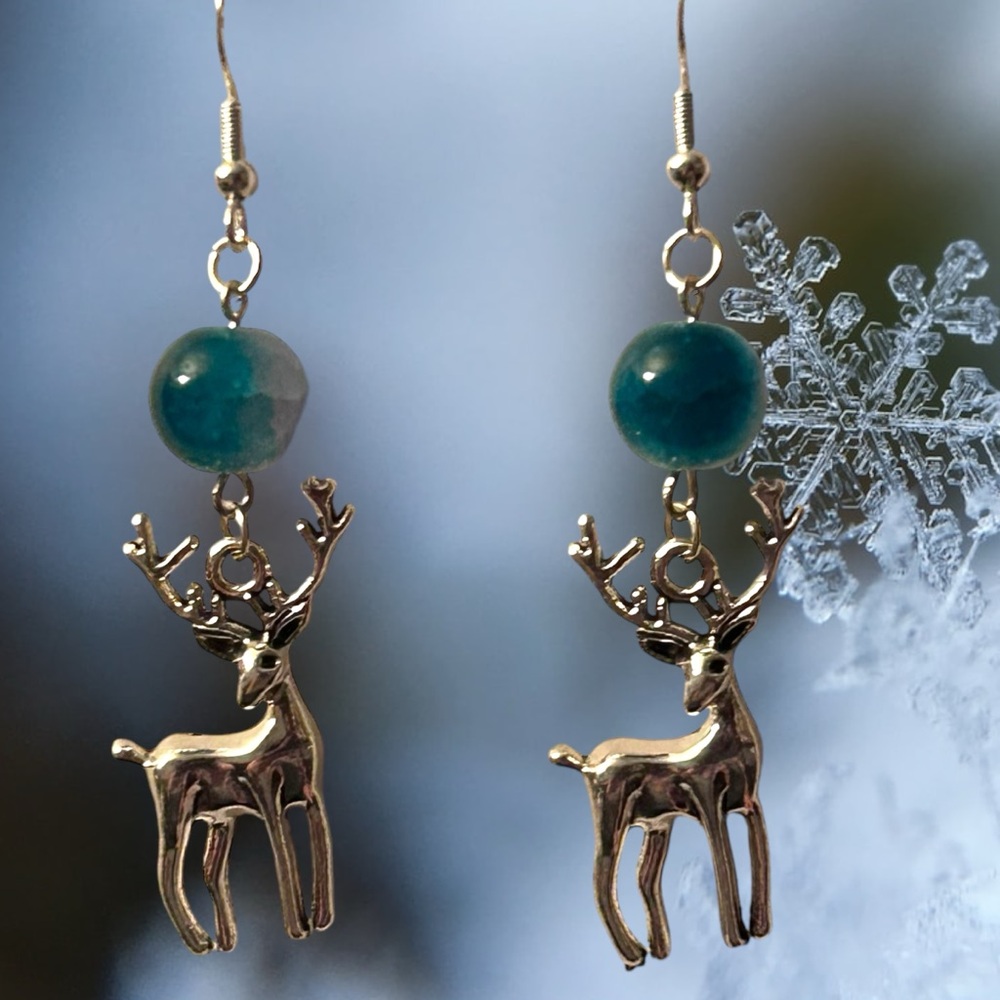 Handmade Earrings Silver Reindeer Green Beads Dangle Handmade Pierced - Picture 6 of 7
